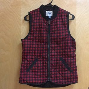 Cute lightweight checkered zip up vest